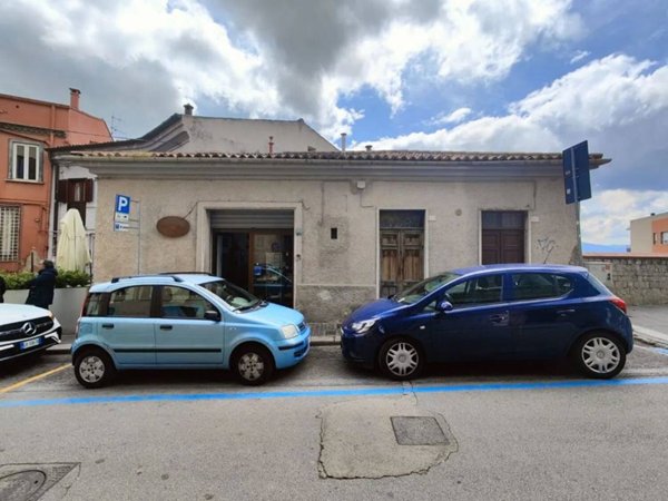 negozio in vendita a Potenza