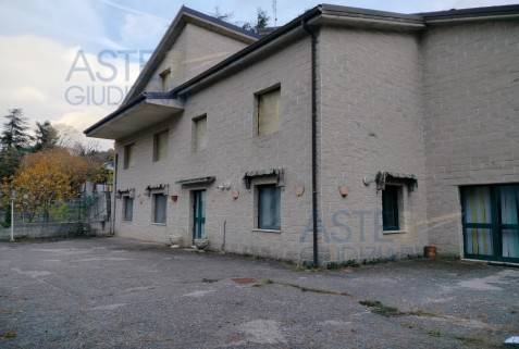casa indipendente in vendita a Potenza