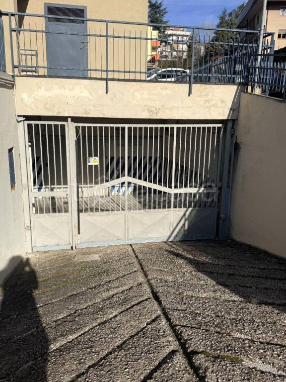 locale di sgombero in vendita a Potenza
