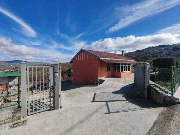 villa in vendita a Potenza