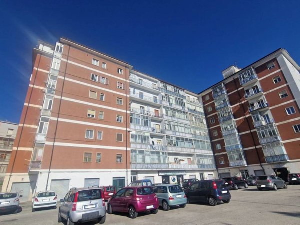 appartamento in vendita a Potenza in zona Rione Santa Maria