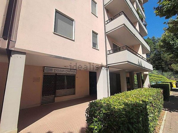 locale commerciale in vendita a Potenza