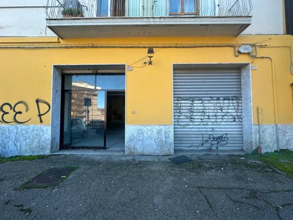 locale commerciale in vendita a Potenza