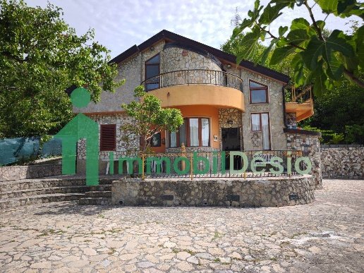 casa indipendente in vendita a Potenza