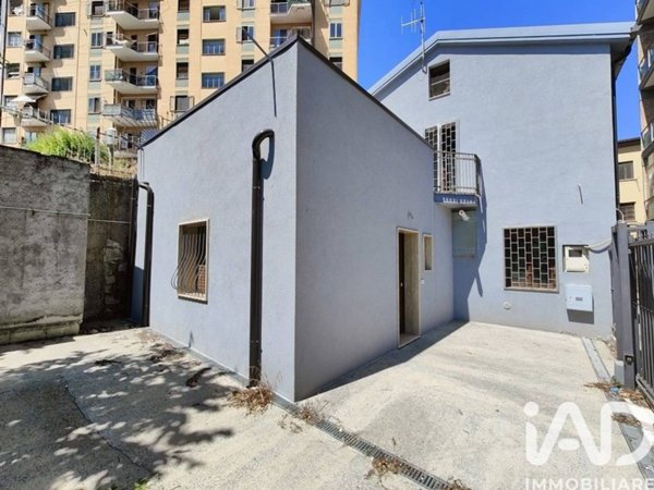 casa indipendente in vendita a Potenza in zona Rione San Rocco