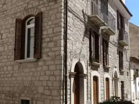 casa indipendente in vendita a Potenza