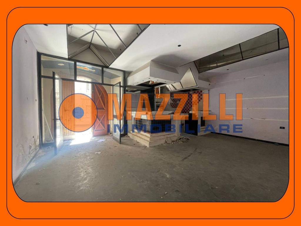 negozio in vendita a Potenza