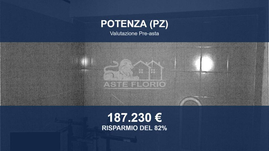 negozio in vendita a Potenza in zona Poggio Tre Galli