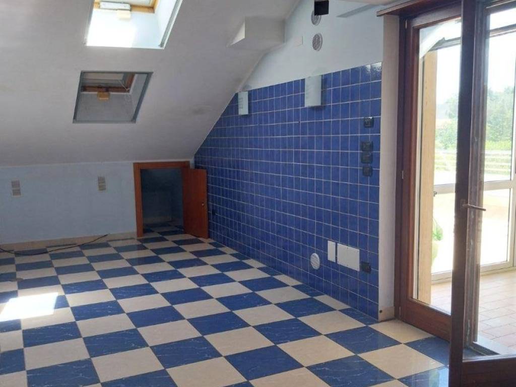 appartamento in vendita a Potenza in zona Poggio Tre Galli