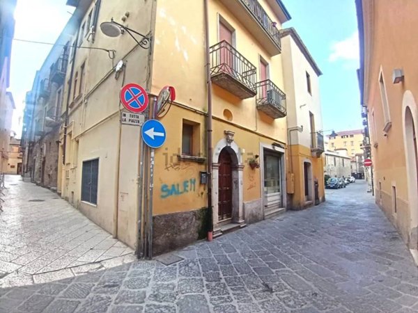 negozio in vendita a Potenza