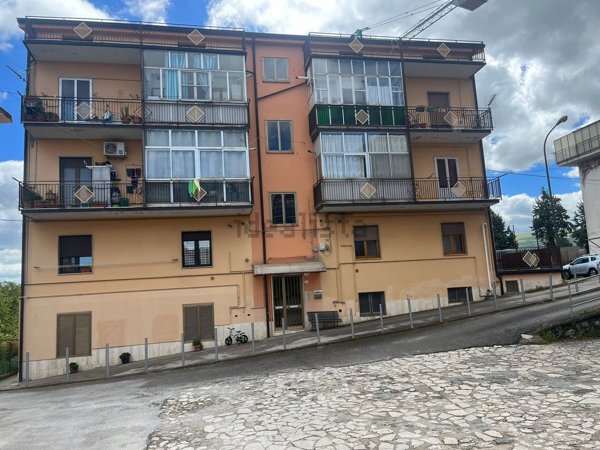 appartamento in vendita a Potenza in zona Rione San Rocco