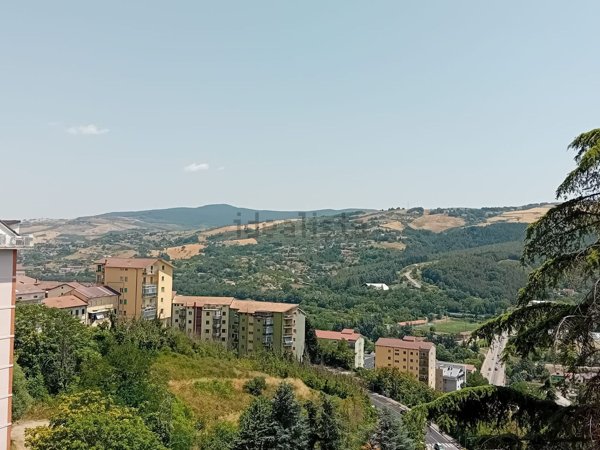 appartamento in vendita a Potenza in zona Rione Montereale