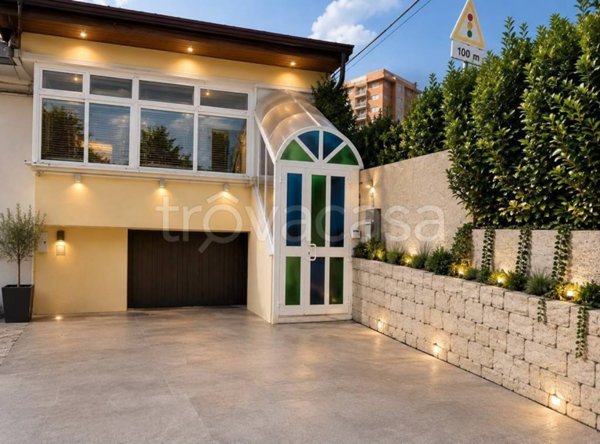 casa indipendente in vendita a Potenza in zona Macchia Romana