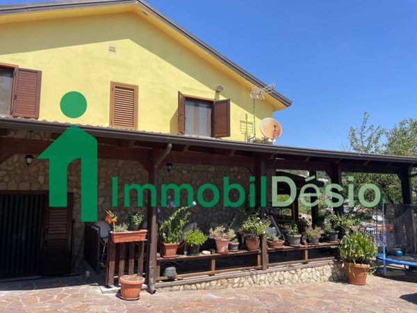 casa indipendente in vendita a Potenza in zona Gallitello