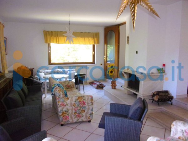 casa indipendente in vendita a Potenza in zona Contrada Rossellino