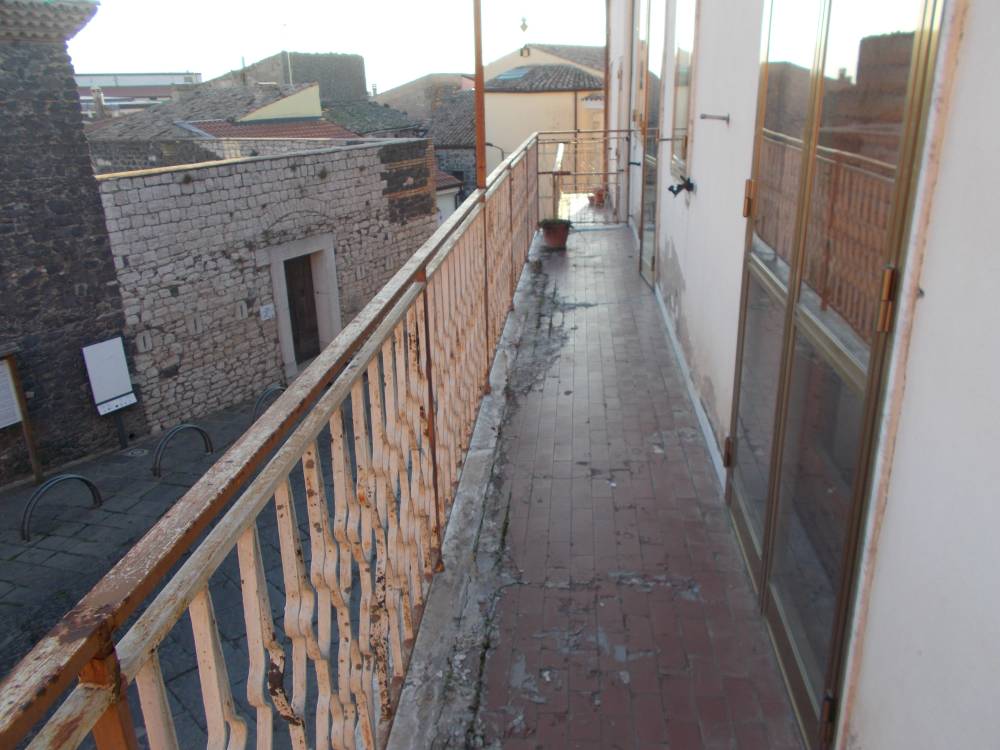 casa indipendente in vendita a Rionero in Vulture