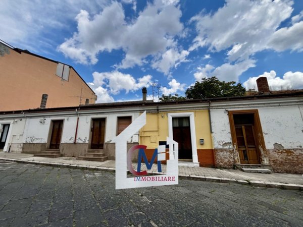 casa indipendente in vendita a Rionero in Vulture