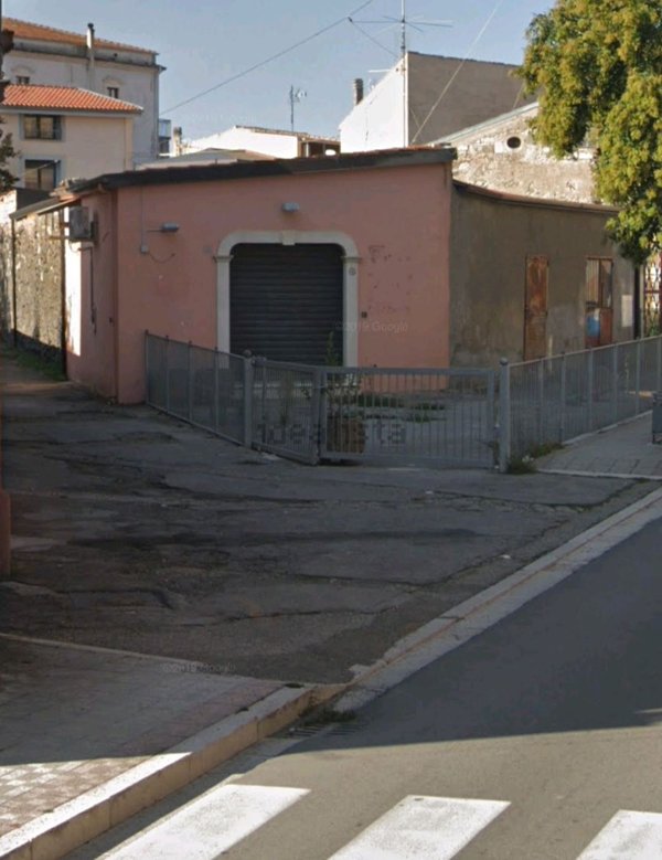 locale commerciale in vendita a Rionero in Vulture