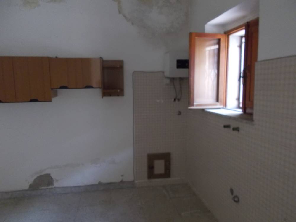 casa indipendente in vendita a Rionero in Vulture