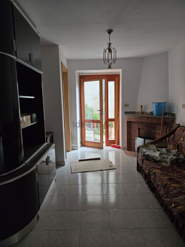 appartamento in vendita a Rivello