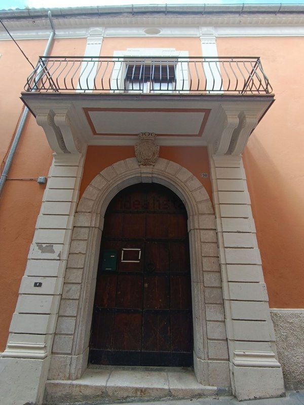 casa indipendente in vendita a Rivello