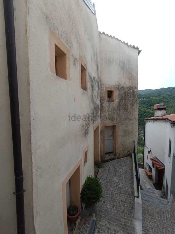 appartamento in vendita a Rivello