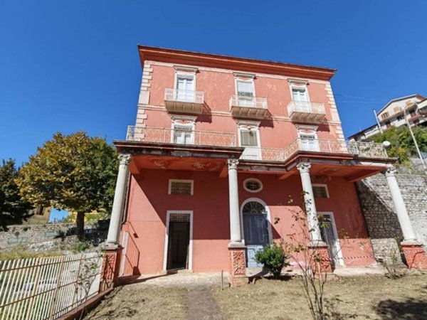casa indipendente in vendita a Rivello in zona San Costantino