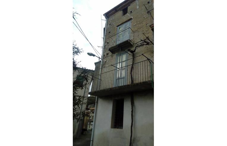 casa indipendente in vendita a Rivello
