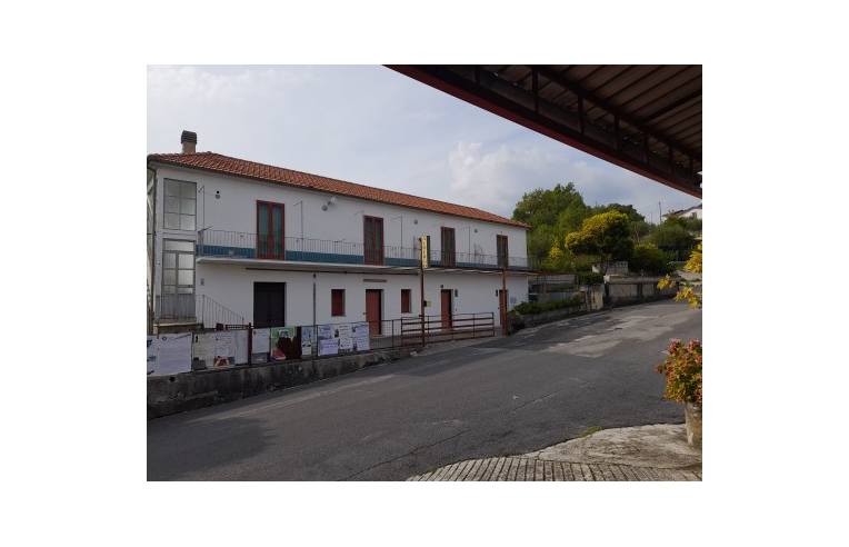 casa indipendente in vendita a Rivello