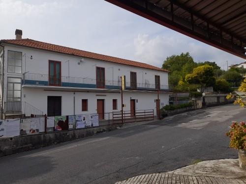 casa indipendente in vendita a Rivello in zona Vignale-Santa Margherita