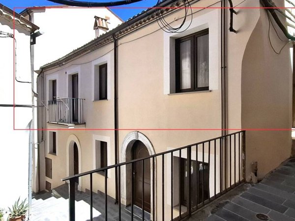 appartamento in vendita a Rivello