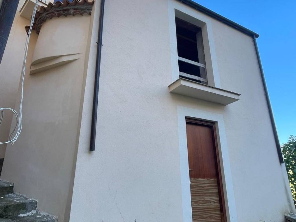 casa indipendente in vendita a Rivello