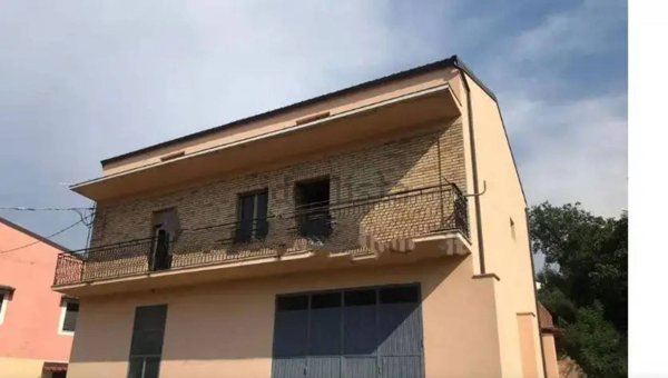 casa indipendente in vendita a Roccanova