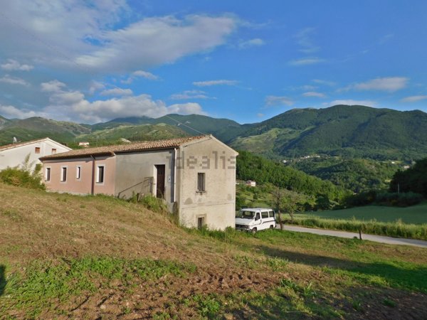 casa indipendente in vendita a Rotonda