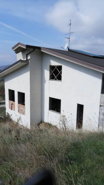 casa indipendente in vendita a Ruoti