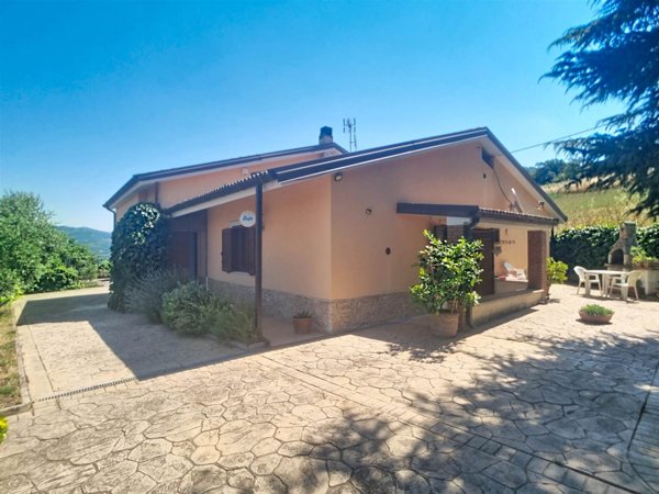 villa in vendita a Ruoti