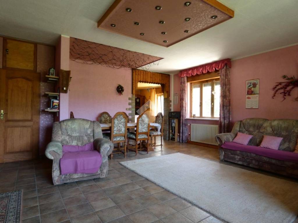 casa indipendente in vendita a San Costantino Albanese in zona Conserva