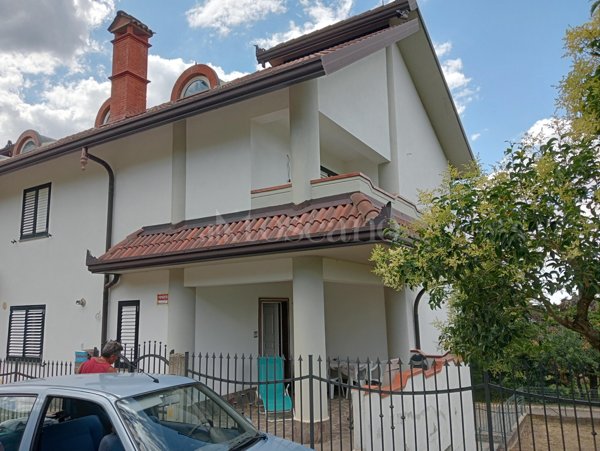 casa indipendente in vendita a San Fele