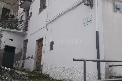 casa indipendente in vendita a San Fele