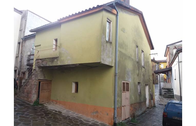 casa indipendente in vendita a San Severino Lucano