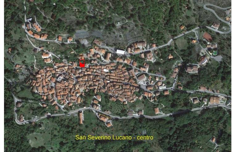 casa indipendente in vendita a San Severino Lucano