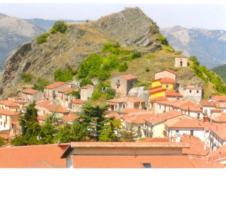 casa indipendente in vendita a Sasso di Castalda