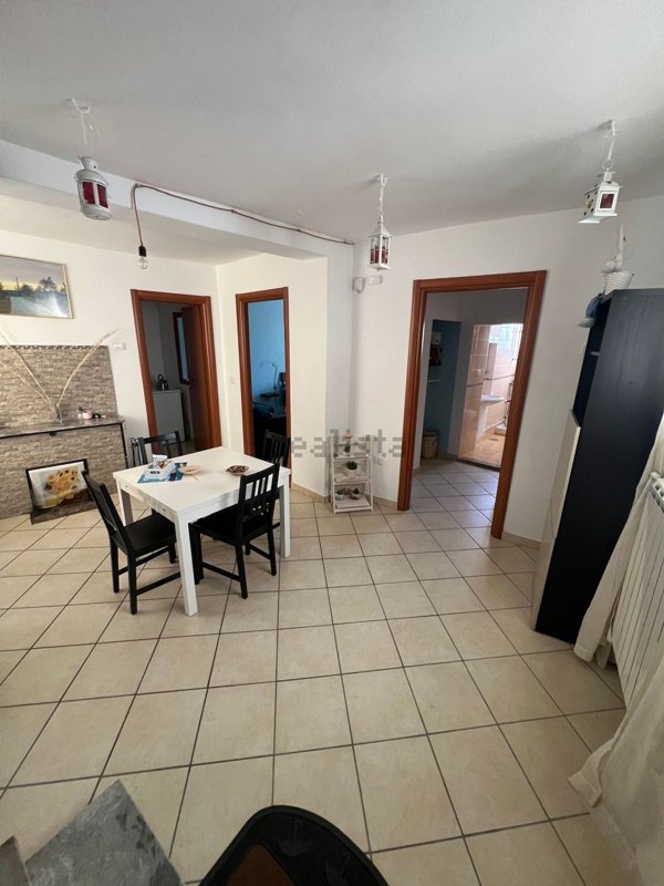 casa indipendente in vendita a Sasso di Castalda