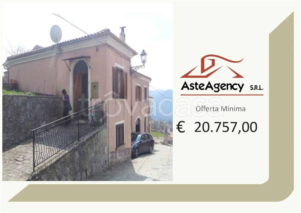 appartamento in vendita a Sasso di Castalda