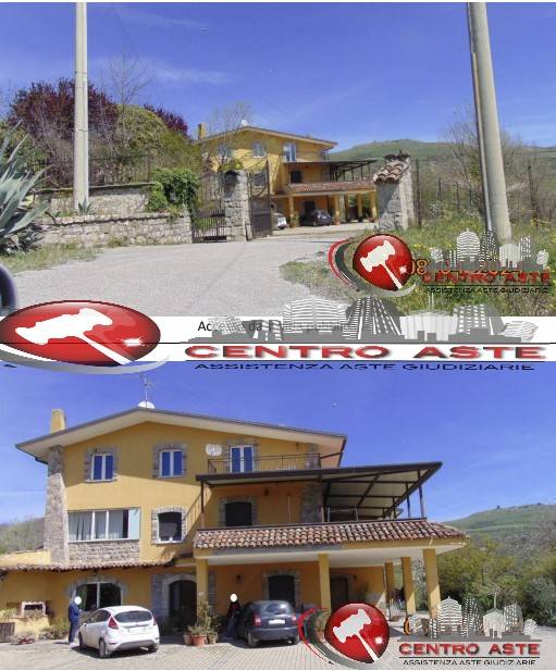 casa indipendente in vendita a Satriano di Lucania in zona Campo di Rato