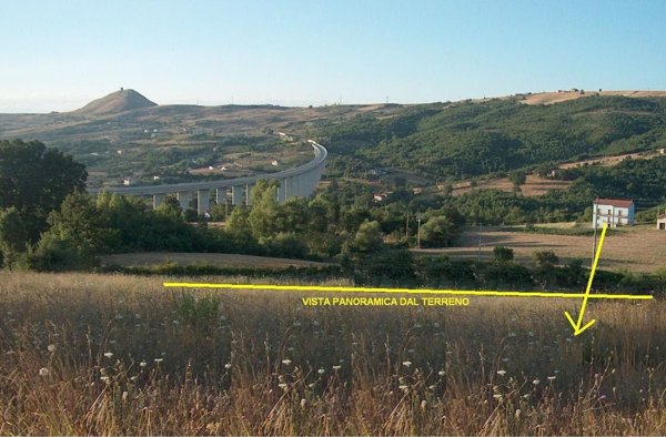 terreno edificabile in vendita a Satriano di Lucania