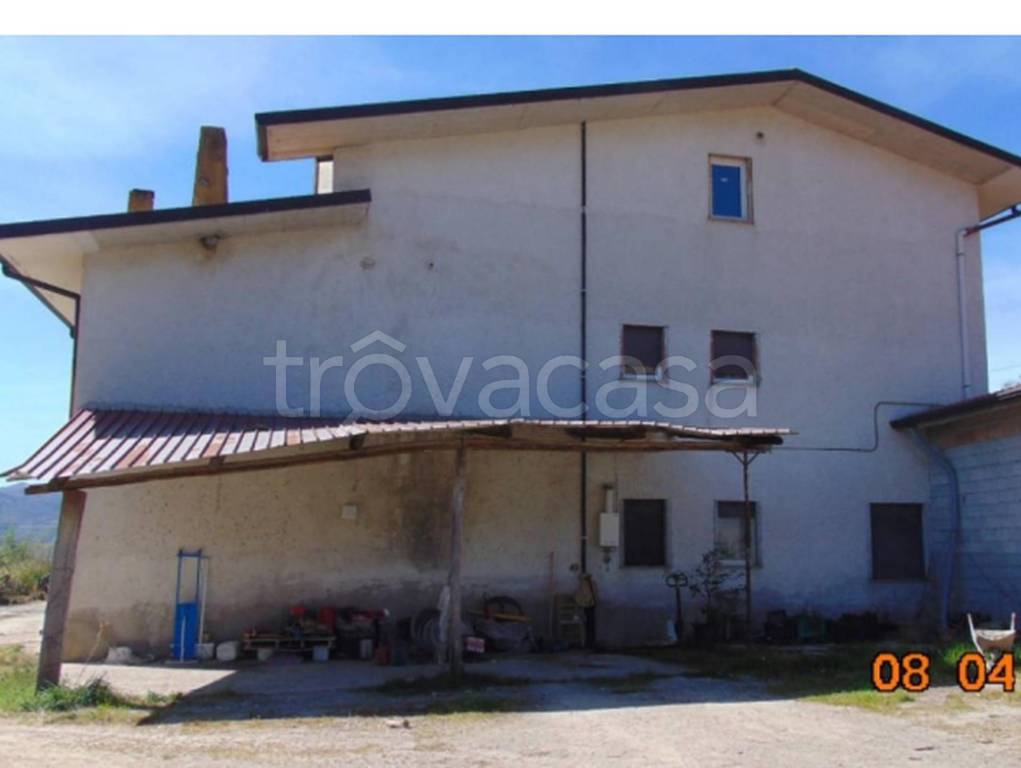 appartamento in vendita a Satriano di Lucania in zona Campo di Rato