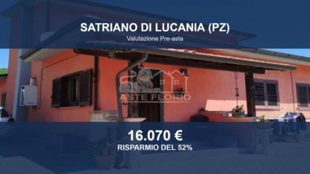 casa indipendente in vendita a Satriano di Lucania in zona Isca
