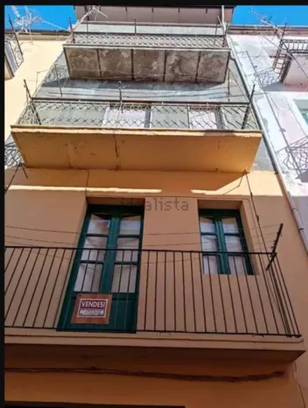 esavano in vendita a Senise