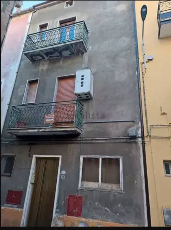 esavano in vendita a Senise